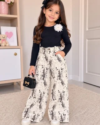 Conjunto beige/negro, pantalón animal print y blusa